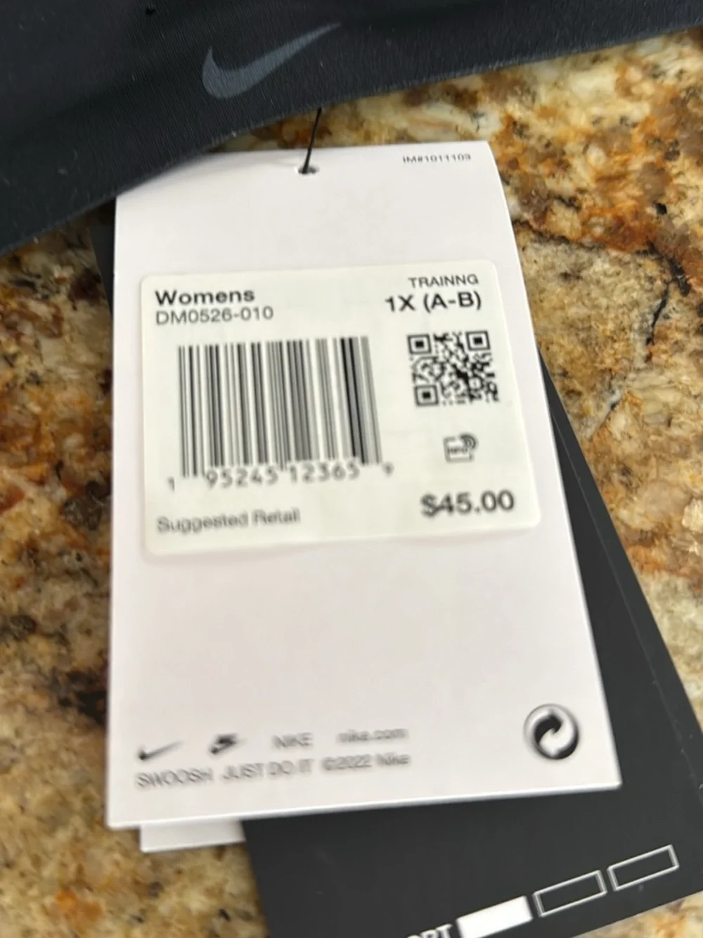 Women’s size 1x NWT Nike training bra